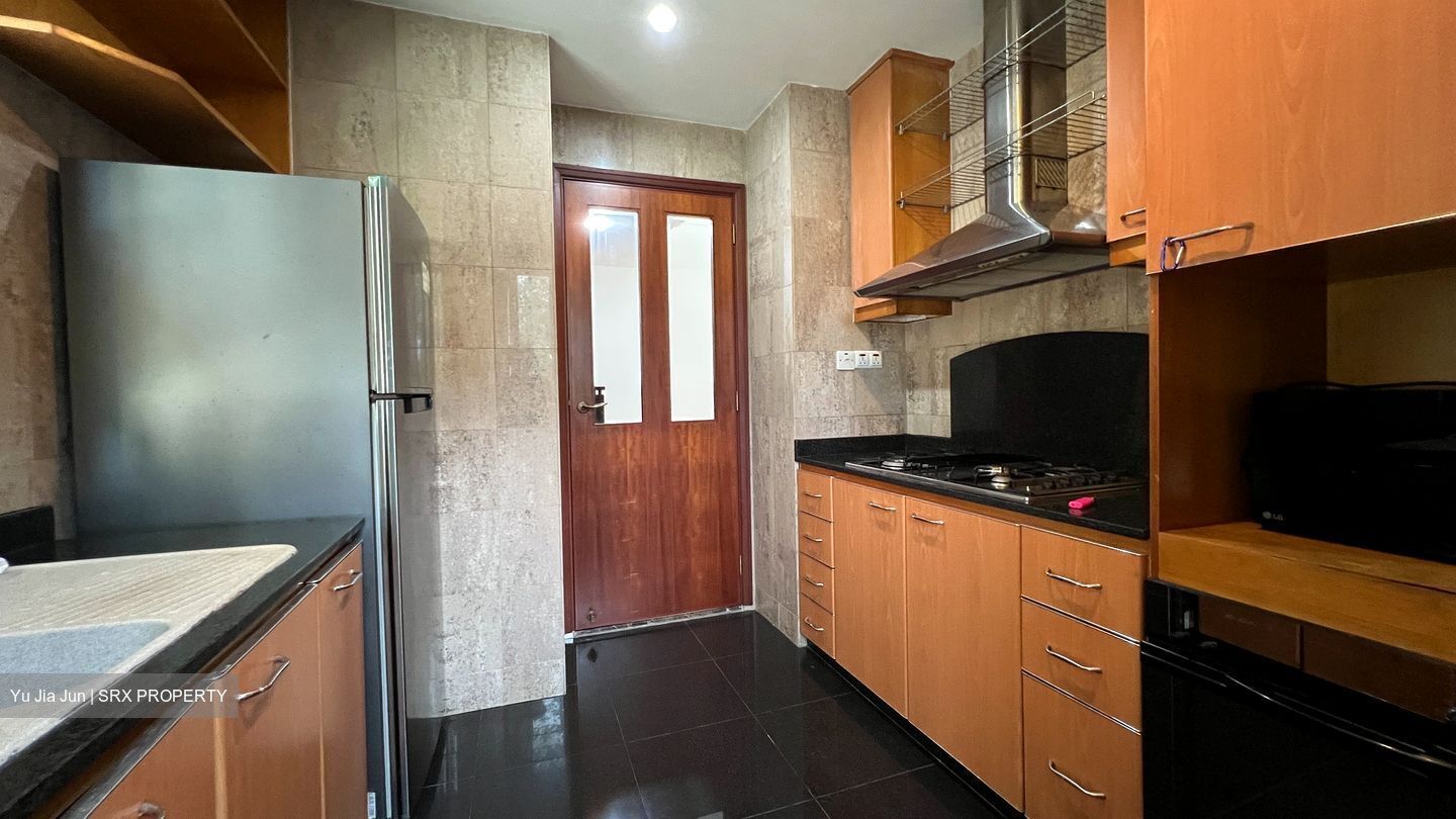 The Sterling (D21), Condominium #503927011